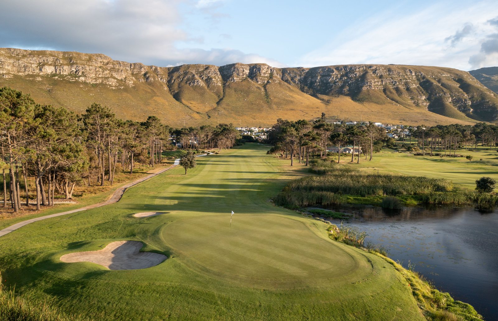 The mountain fairways at Hermanus Golf Club